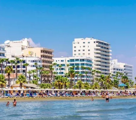 Top Floor Sea View Finikoudes Carisa Ithaki Court * Larnaca