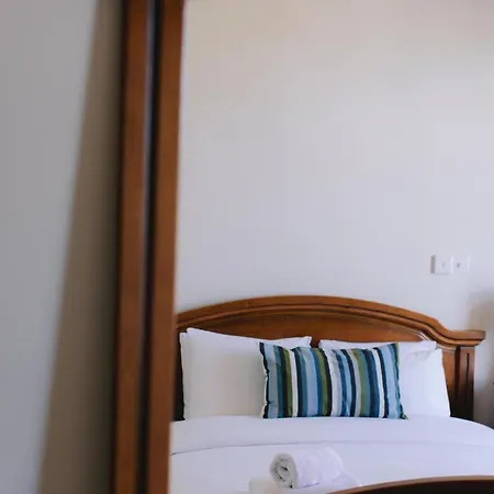 Top Floor Sea View Finikoudes Carisa Ithaki Court Apartamento *